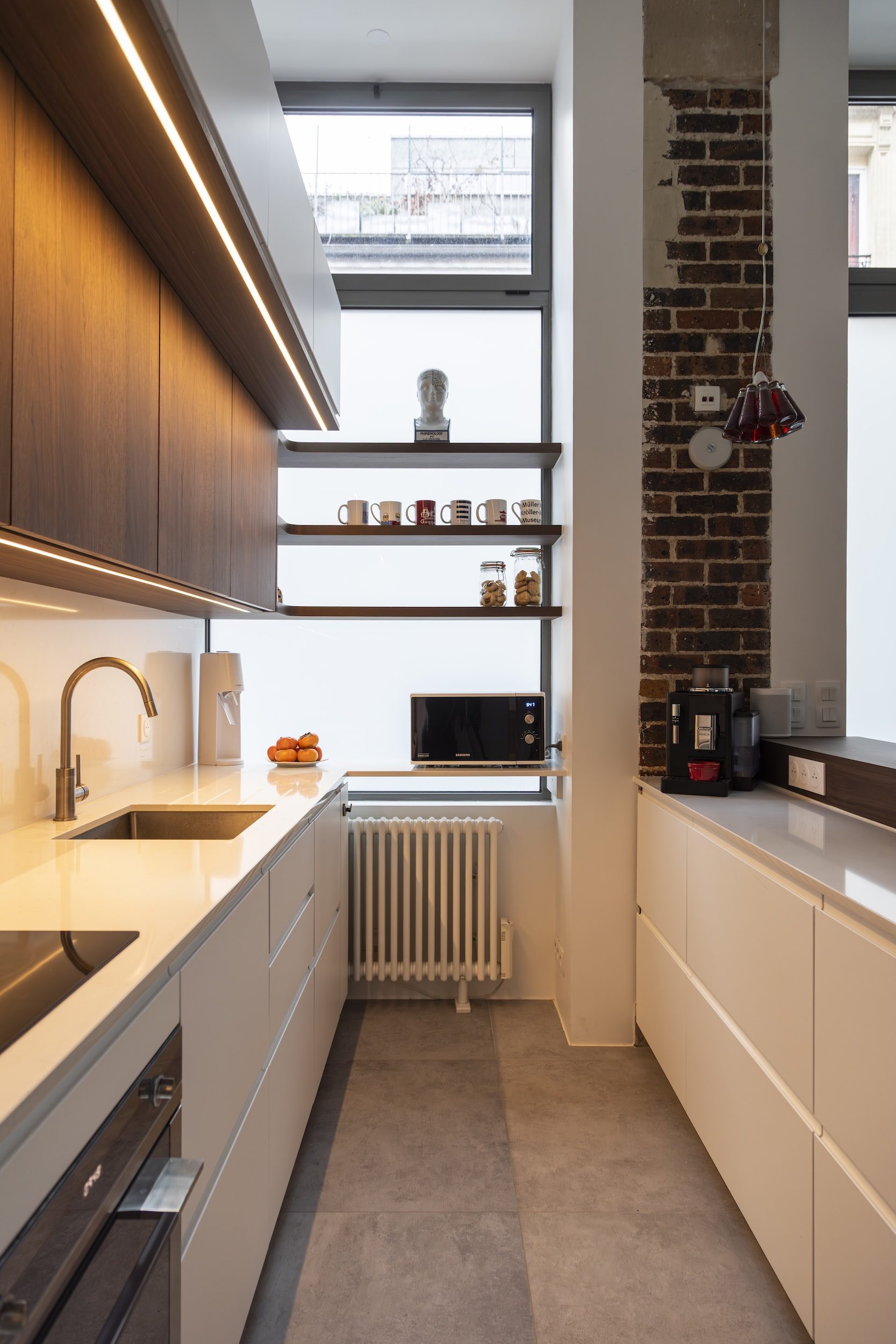 Cuisine ouverte sur séjour – Agrandissement studio mitoyen Clichy